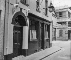 The Prince of Wales Tavern in Hilgrove Street