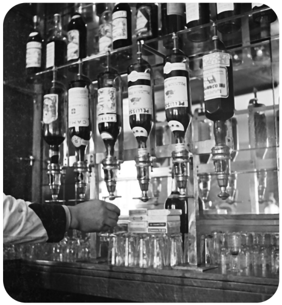 File:W24CognacBar1946.png