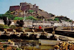 A granite ship's keel remembers the day when Gorey was one of the British Isles' main shipbuilding centres ....