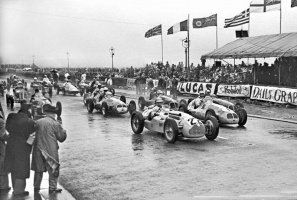 The start of the 1949 race